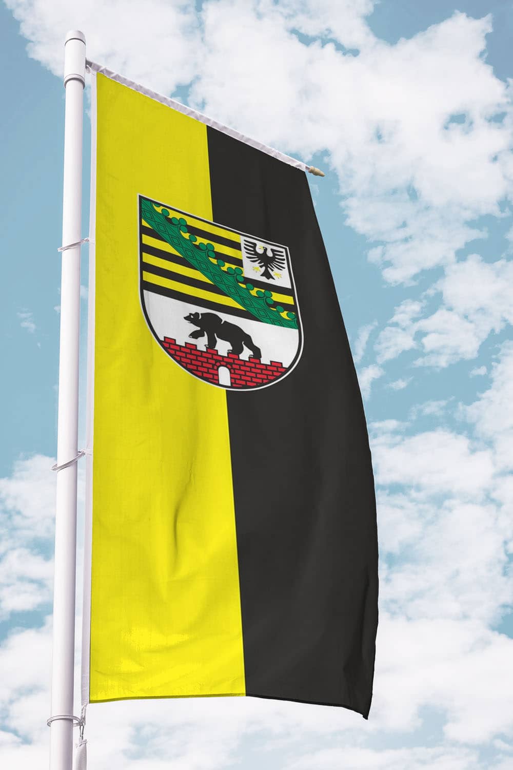 Sachsen-Anhalt-Fahne-Ausleger Hochformat mit Wappen